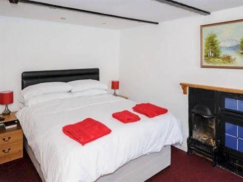 George Inn Radstock Bagian luar foto